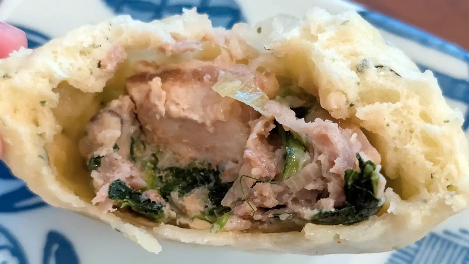 トロトロの角煮が入った断面図